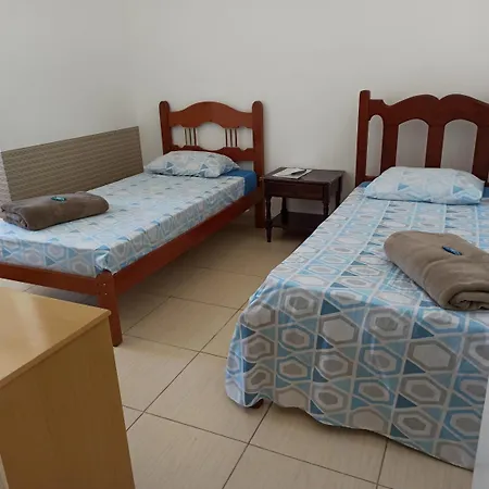 Quartos com Banheiros privativos - Hospedagem Recanto do Luar-2