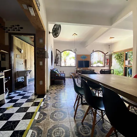 A Coroa Hostel&Suites-3