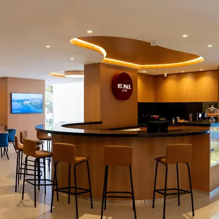 St Paul Plaza Hotel-2