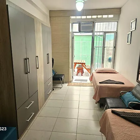 Edificio Alone Com Terraco Na Quadra Da Praia, Espacoso E Silencioso-3