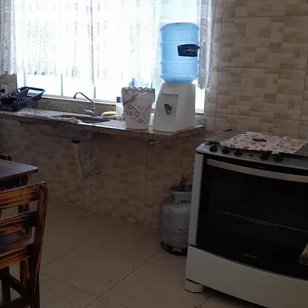 Casa Costa Azul - praça da Baleia-3