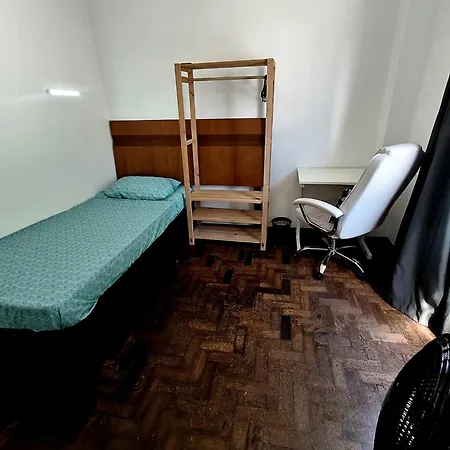 Quarto Tranquilo E Familiar No Leblon - Quiet Family Room In Leblon-3