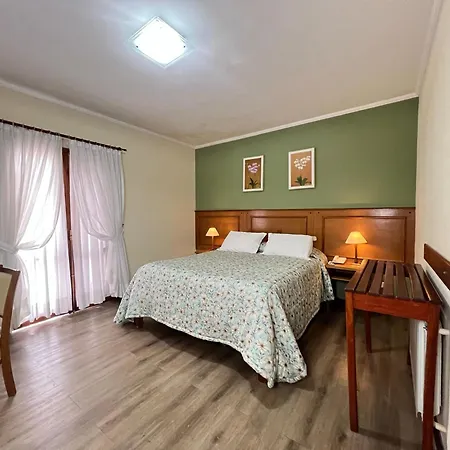 Pousada Vilage Inn Campos do Jordão-2