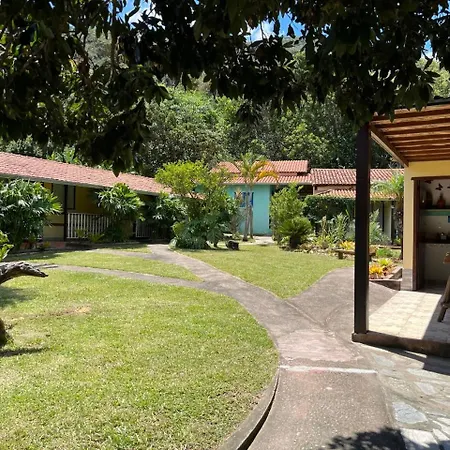 Pousada Embaubas-3