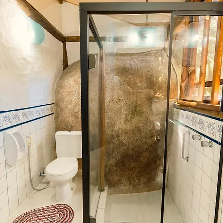 Refugio Guest House-2