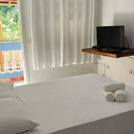 Casa Brasil pousada e lazer-3