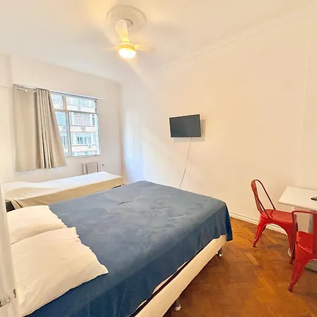 Apartamento Completo Ao Lado Da Praia De Copacabana, 2 Quartos , 2 Banheiros, Andar Alto , Enorme, Ar Cond, ,Wifi, Tv Smart, Pauloangerami Nsc109-2