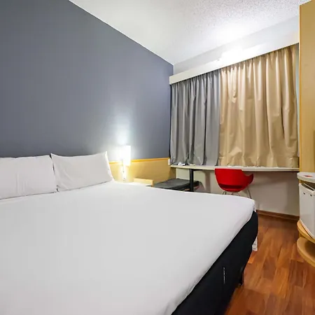 Ibis Santo Andre-2