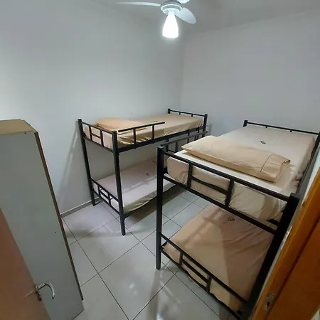 Quartos com Banheiros privativos - Hospedagem Bonfim Taubaté-2