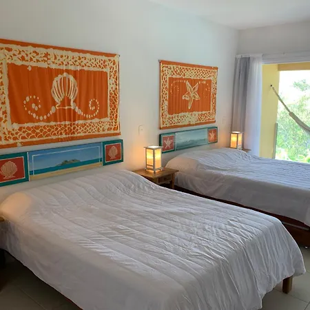 Praia Da Ferradurinha Guest House-3