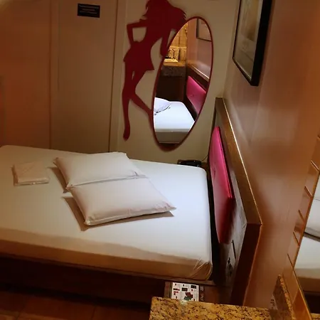 Auhe Motel (Adults Only)-2