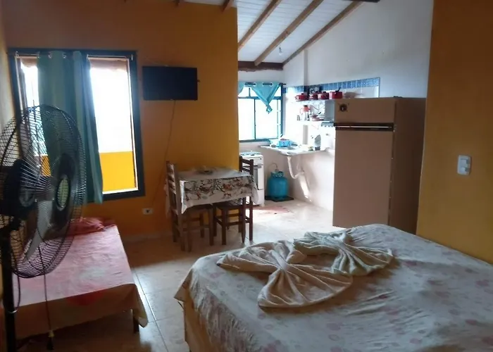 Chales Rotaleste Ilhabela with Pool
