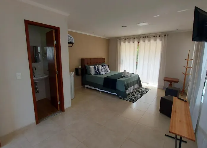 Recanto Dos Ipes Pousada Pedra Menina