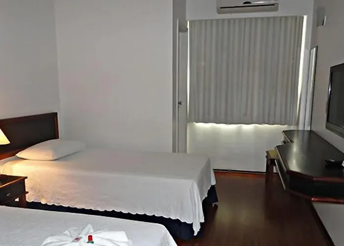 Pekin Palace Hotel Araçatuba