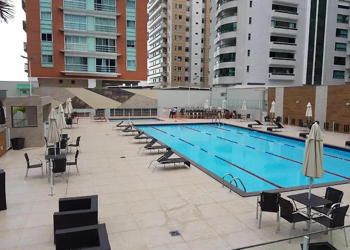 Lindo espaço no la residence com acesso a clube Vitória