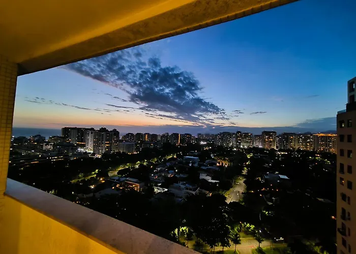 Barra Prime Flats, Ed Mediterrâneo, wi-fi 400Mb, balsa pra praia grátis, ar condicionado novo! Rio de Janeiro
