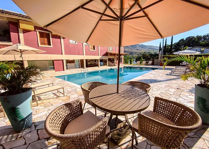 Bica D' Água Boutique Hotel Capitólio