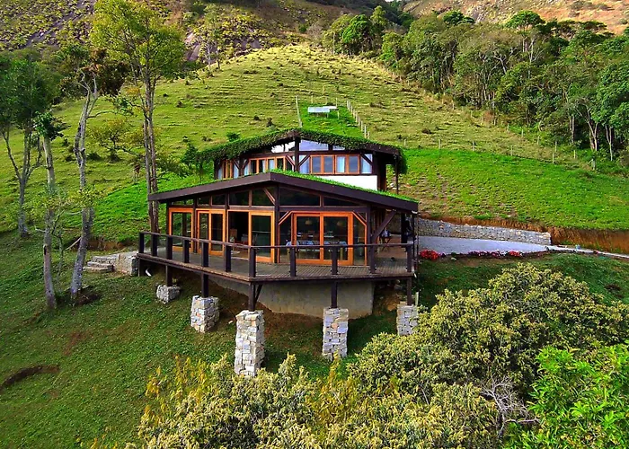 Eco Lodge de Construção Natural com Vista Panorâmica Nova Friburgo