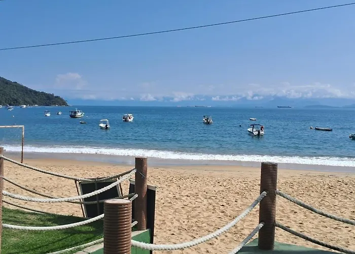Hotéis de Praia de Araçatiba