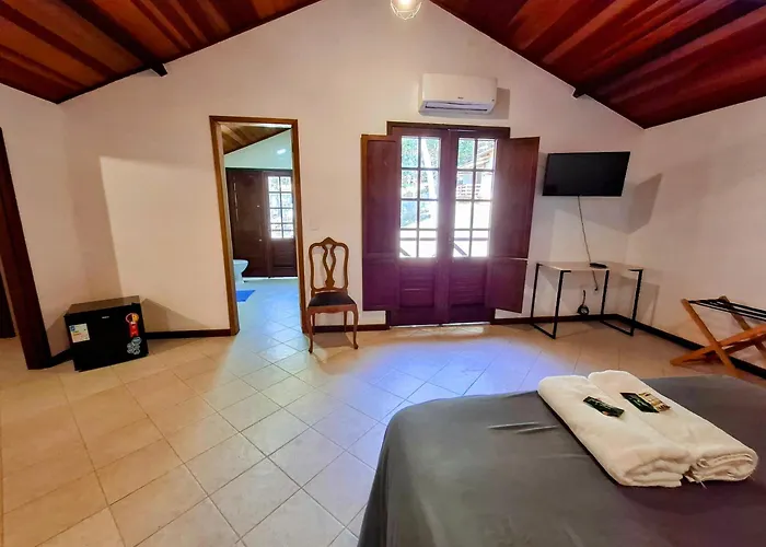Casa Rosada Seu Refugio Na Serra Miguel Pereira