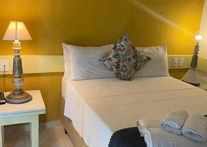 Hotel Pousada Casacolina Armacao dos Buzios