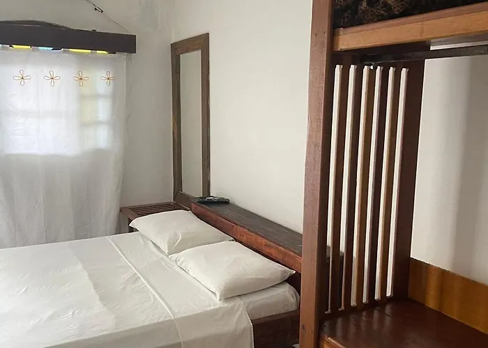 Coruja Maresias - Pousada Com Piscina, Ar Condicionado E Enxoval A 680M Da Praia