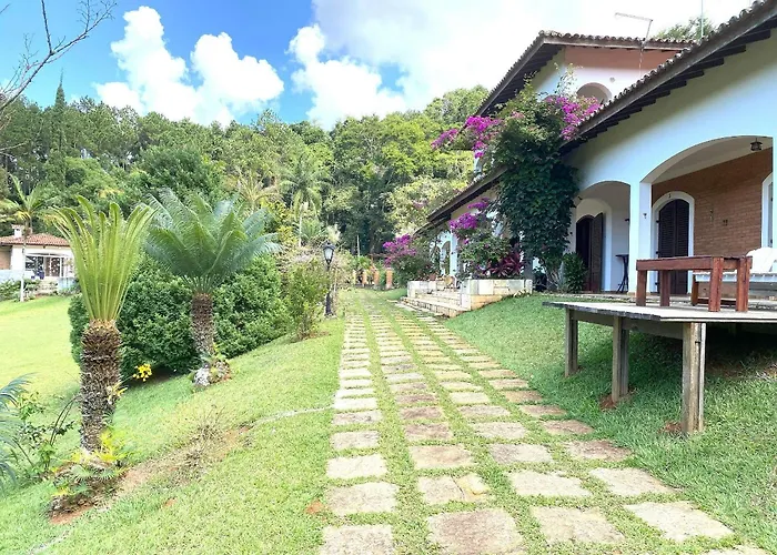 Espaço Eslovaquia - Casarão com Piscina, Paz e Conexão com a Natureza Atibaia
