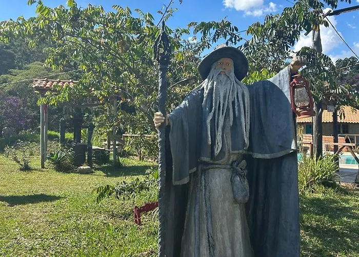 Chales E Camping Taquaral São Tomé das Letras com piscina