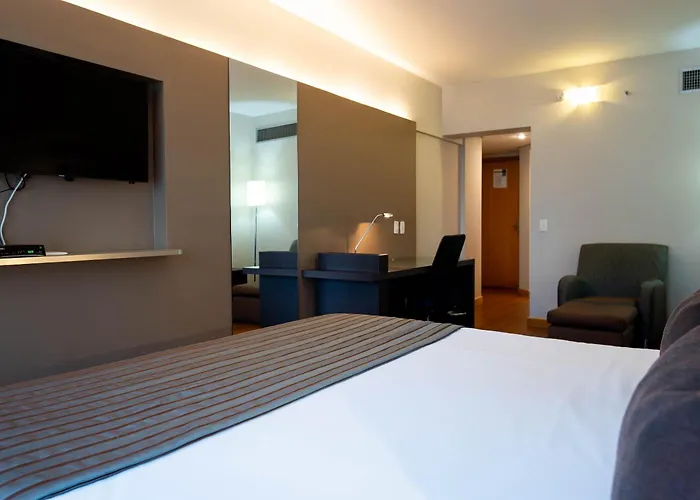 Sol Alphaville Hotel & Residence Barueri com campo de golfe