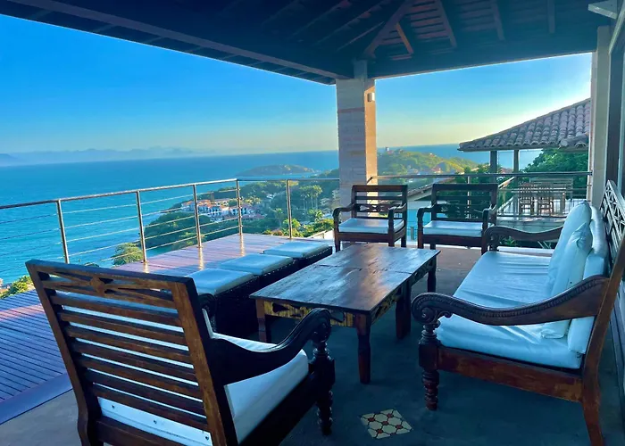 Casa Bella Vista: Beachfront Mansion in João Fernandes, Búzios