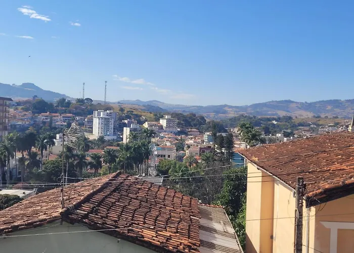 Sobrado Na Cidade De Socorro
