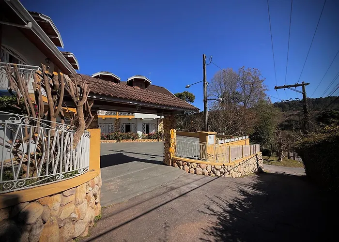 Pousada Doce Vida - 12 min do Centrinho Turístico Campos do Jordão