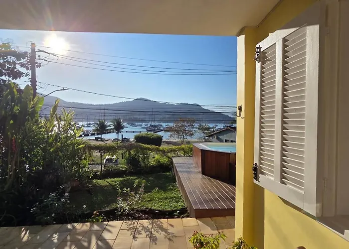 Casa Amarela Acomodação com café da manhã Angra dos Reis