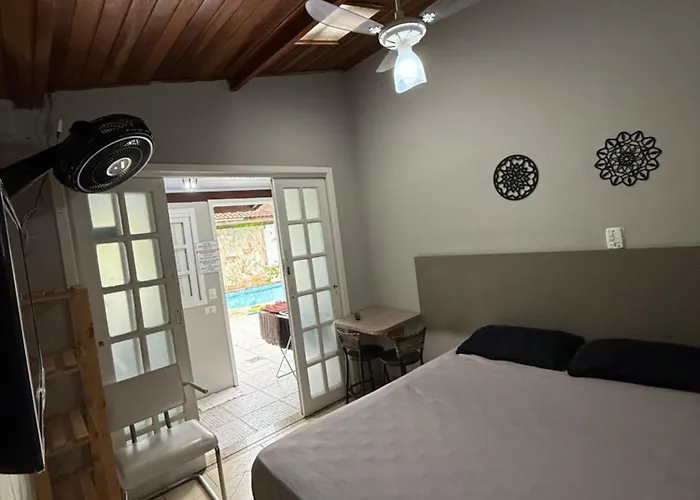 Bertioga Litoral Vila com piscina