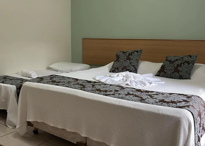 Golfinho Plaza Hotel Cananéia