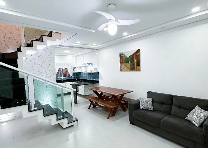 Private Casa Moderna Em Ubatuba Com Churrasqueira E Wi Fi