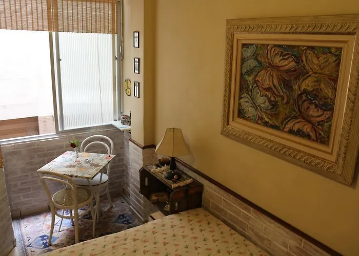Huisdiervriedelijke Cozy Flat Half Block From The Beach Rio de Janeiro