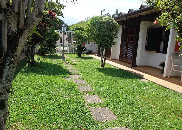 Chales Golfinho Ubatuba With Golf Course