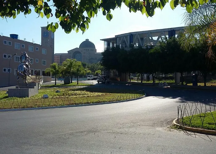 Hospedaria Servos De Maria Aparecida 